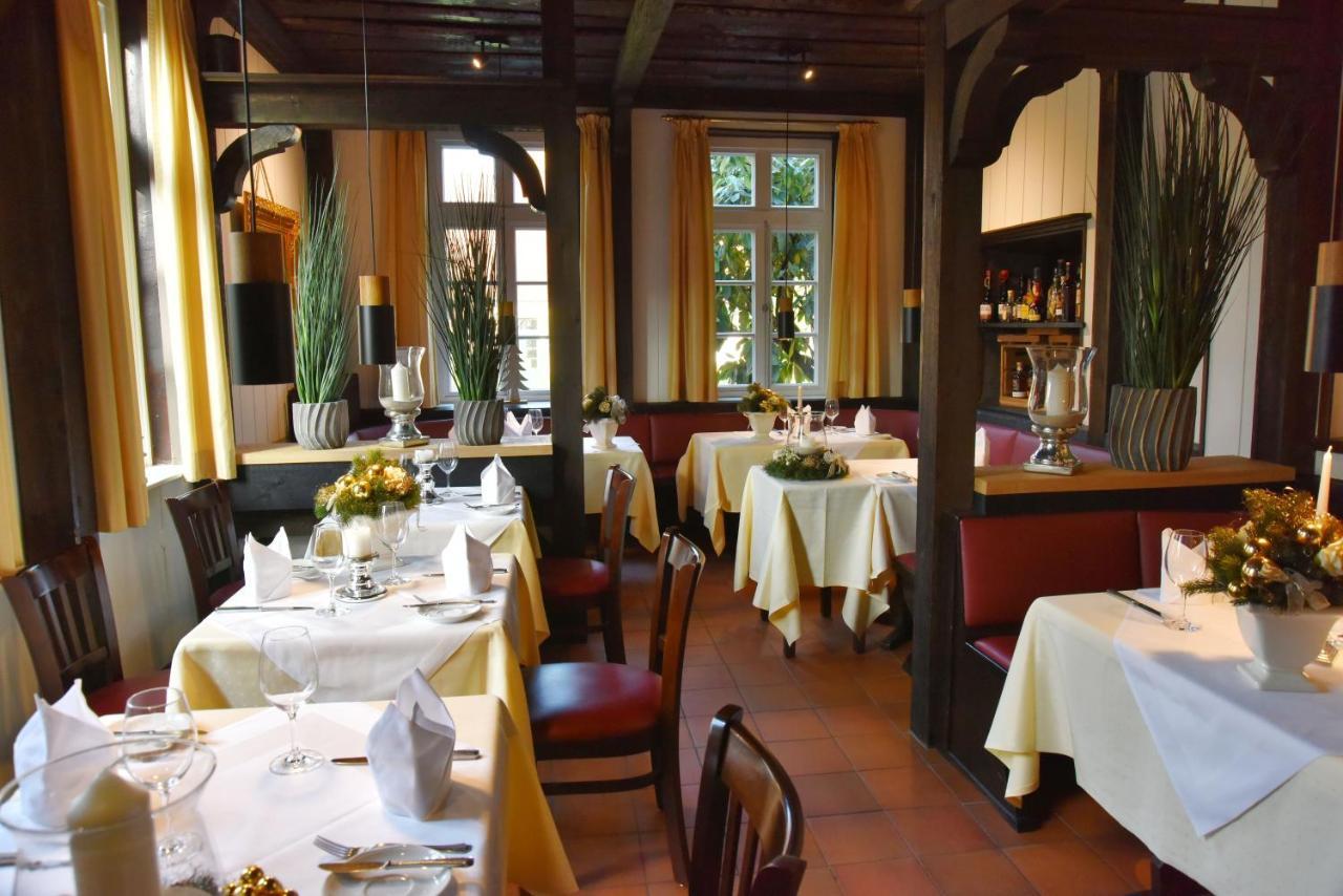 Klosterschänke Hude Hotel Ferienwohnungen Restaurant Café Esterno foto