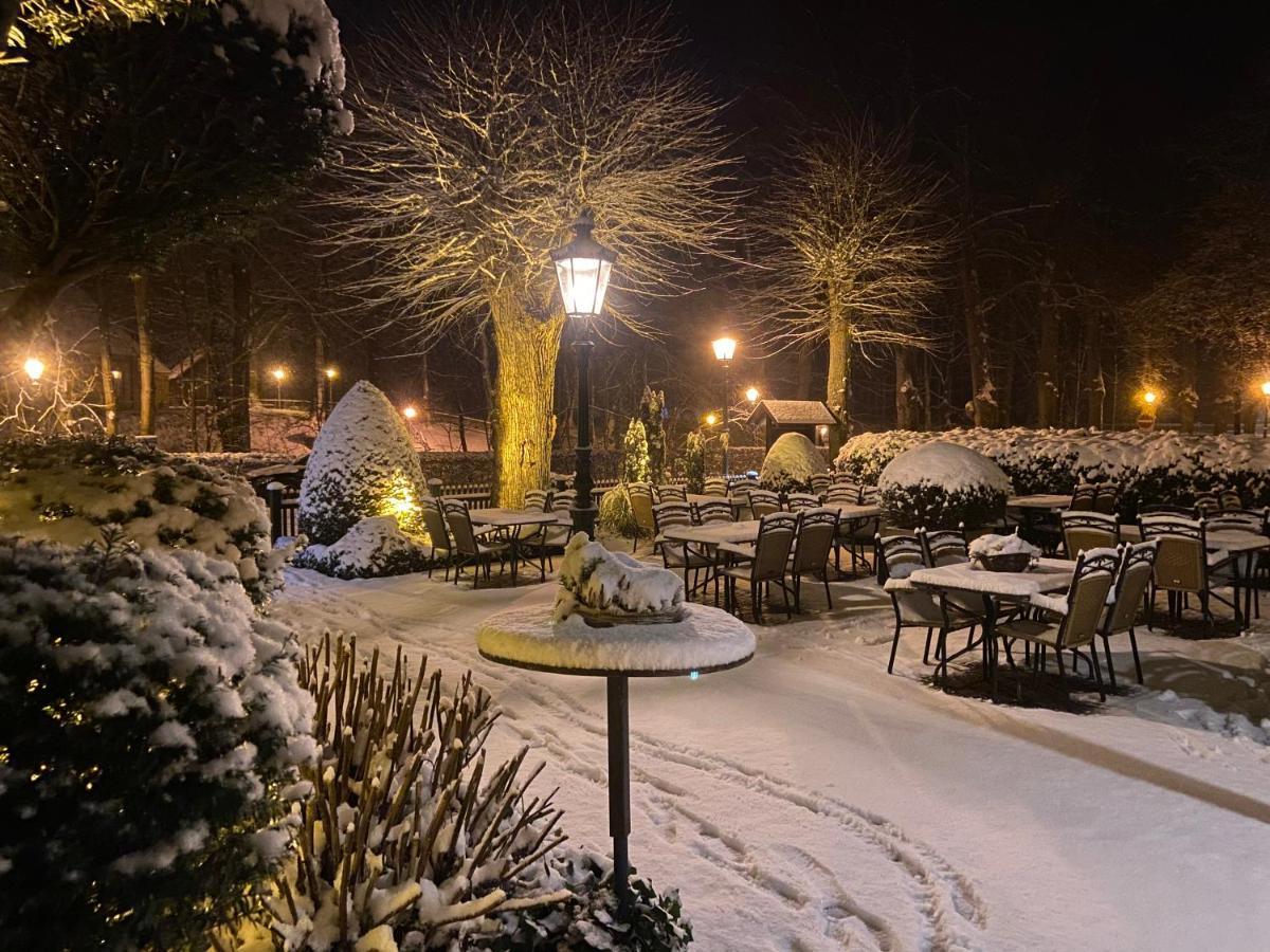 Klosterschänke Hude Hotel Ferienwohnungen Restaurant Café Esterno foto